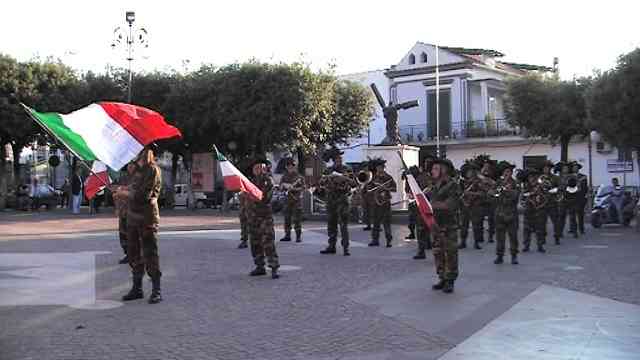 La Fanfara dei Bersaglieri in Piazza Municipio